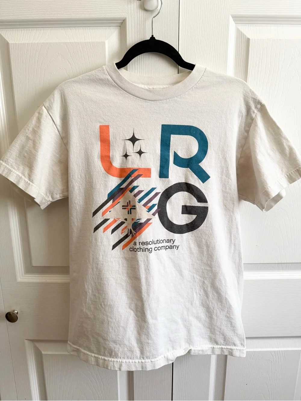 5 for $25! Lrg White Short Sleeve Tee with Teal, Orange & Black Graphic